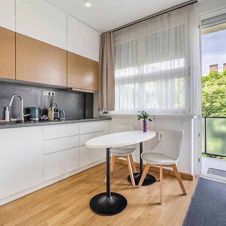 Breathless Basilika View Elegant Flat With Balcony Need Reservation X Free Parking Будапеща Екстериор снимка
