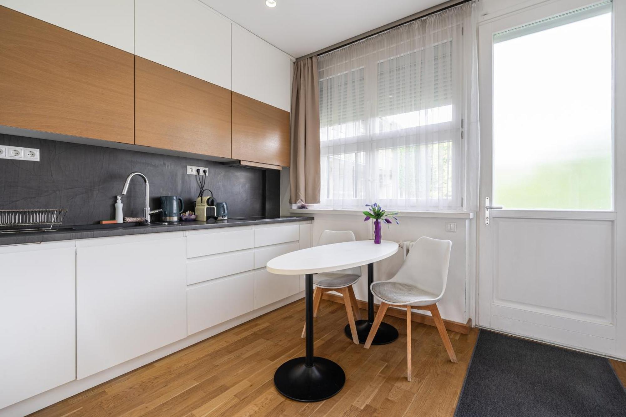 Breathless Basilika View Elegant Flat With Balcony Need Reservation X Free Parking Будапеща Екстериор снимка